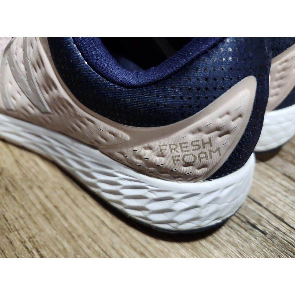 New Balance Women's Fresh Foam Pink Navy Bkue Athletic Running Shoes Size 8 - Picture 4 of 16